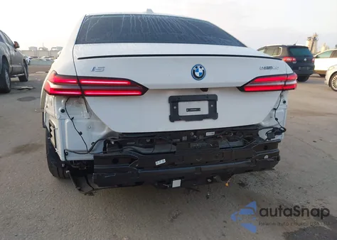 2024 BMW I5 Edrive40 z USA, uszkodzony, nr VIN WBY33FK02RCR94228